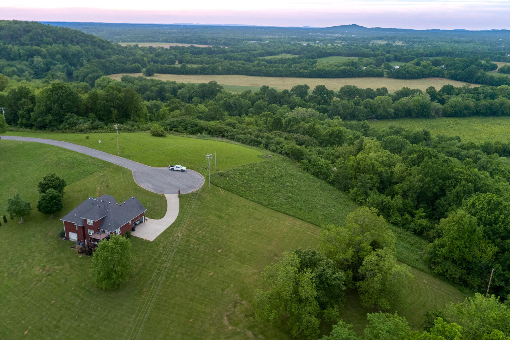 Overlook Lane, Shelbyville, Tennessee image 14