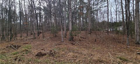 Tiny photo for 4 Lakeview Est Lane, Eatonton, GA 31024 (MLS # 1528461)