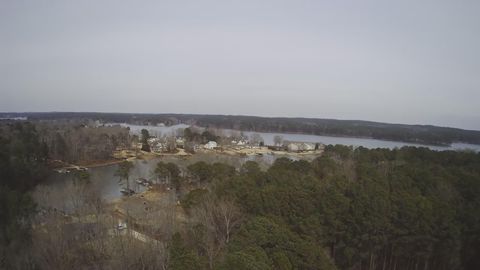 Tiny photo for 4 Lakeview Est Lane, Eatonton, GA 31024 (MLS # 1528461)