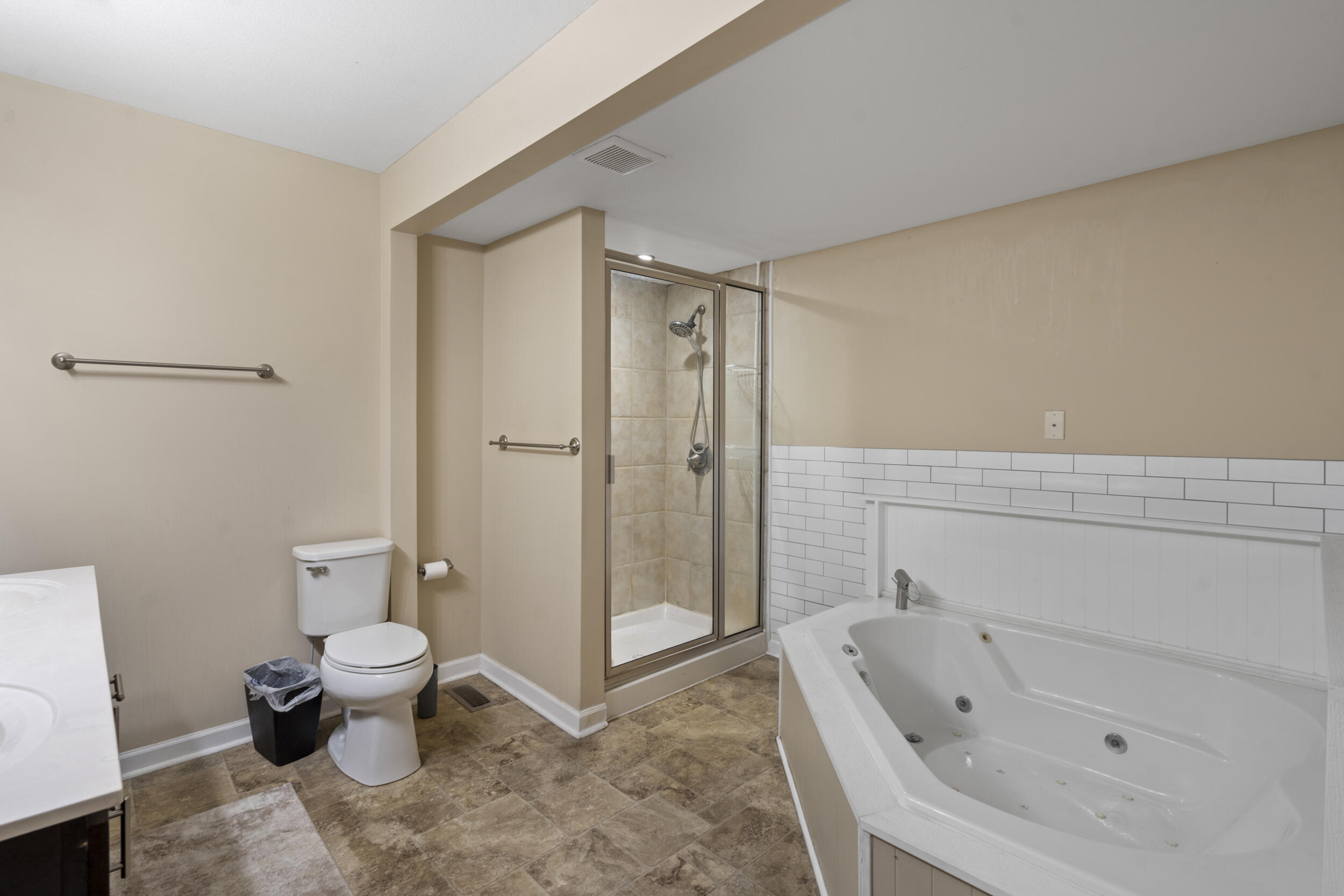 6627 Hilton Drive, East Ridge, Tennessee image 18