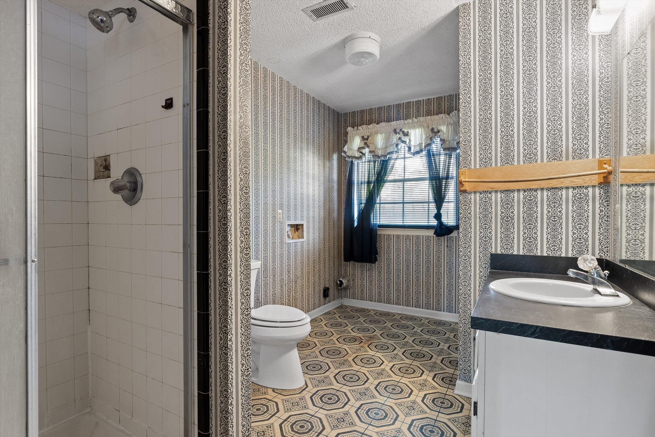 Hixson, Tennessee 37343, United States, 4 Bedrooms Bedrooms, ,3 BathroomsBathrooms,Residential,Active,164308