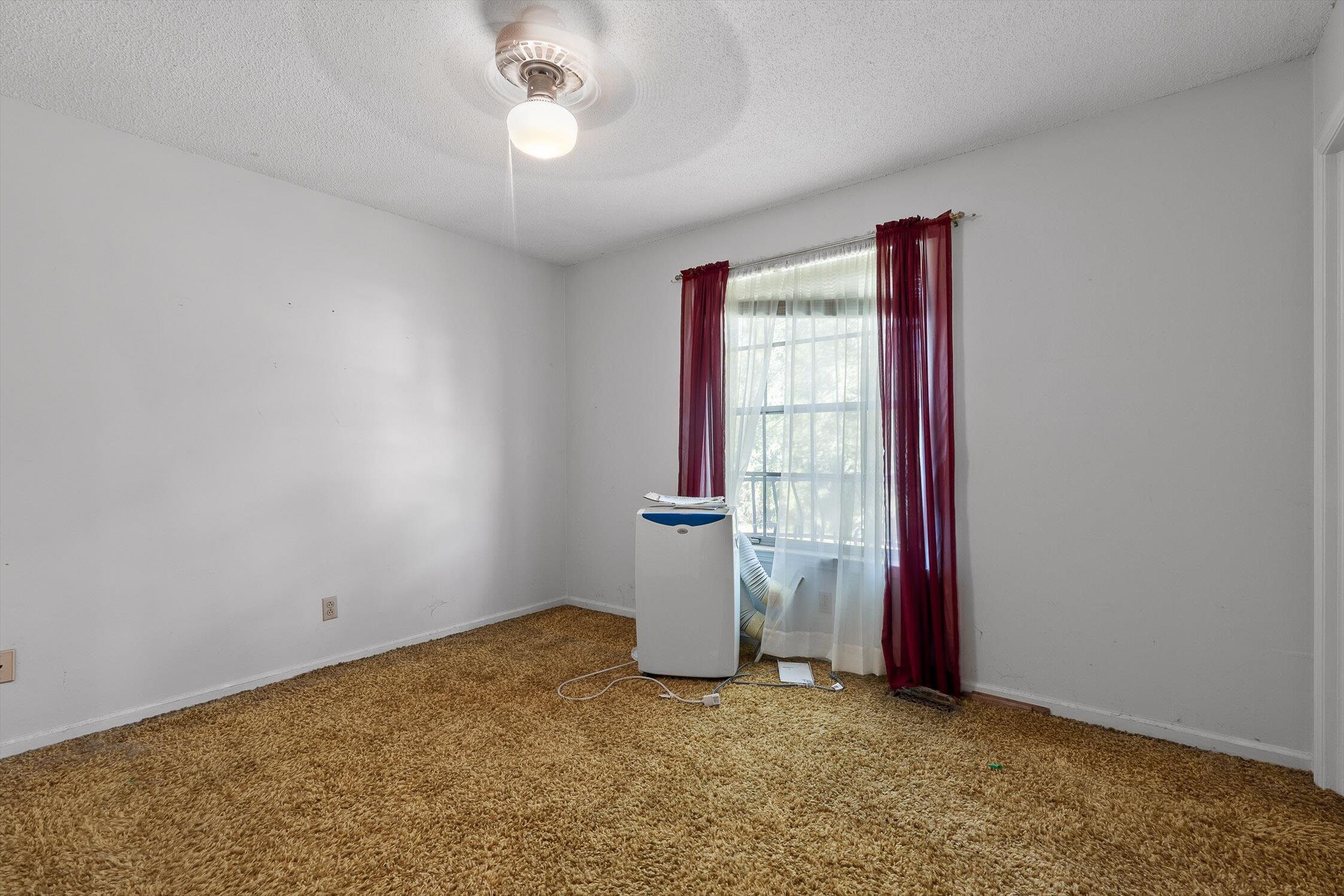 Hixson, Tennessee 37343, United States, 4 Bedrooms Bedrooms, ,3 BathroomsBathrooms,Residential,Active,164308