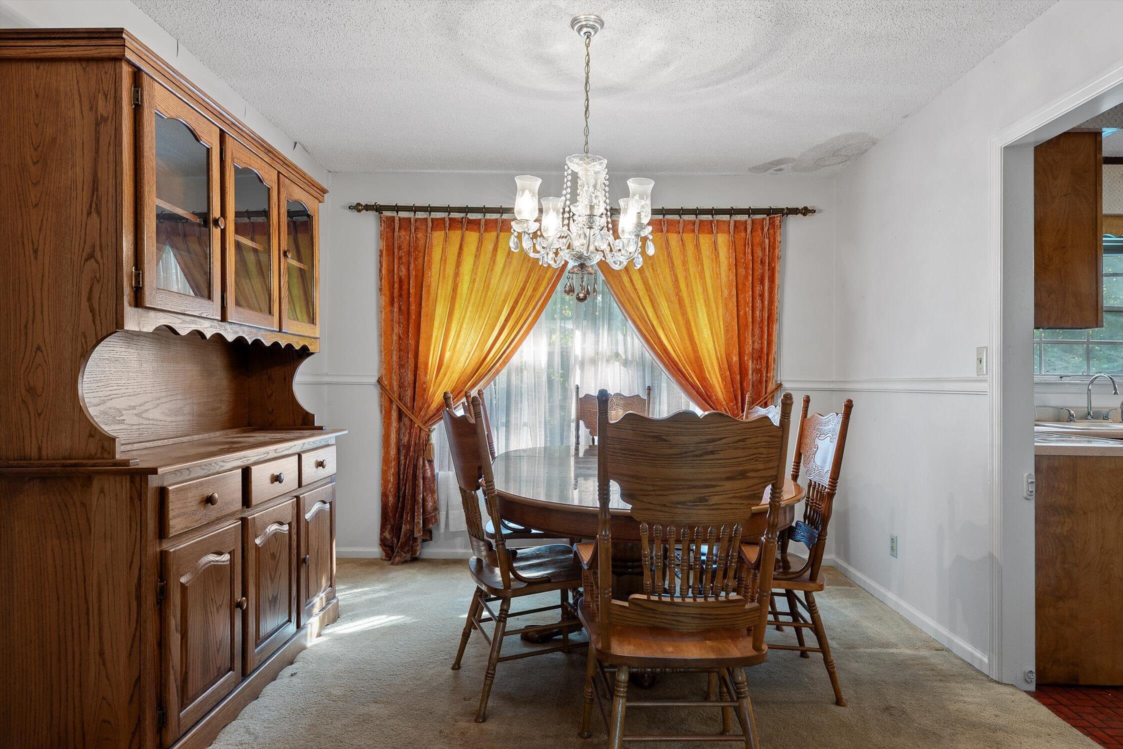 Hixson, Tennessee 37343, United States, 4 Bedrooms Bedrooms, ,3 BathroomsBathrooms,Residential,Active,164308