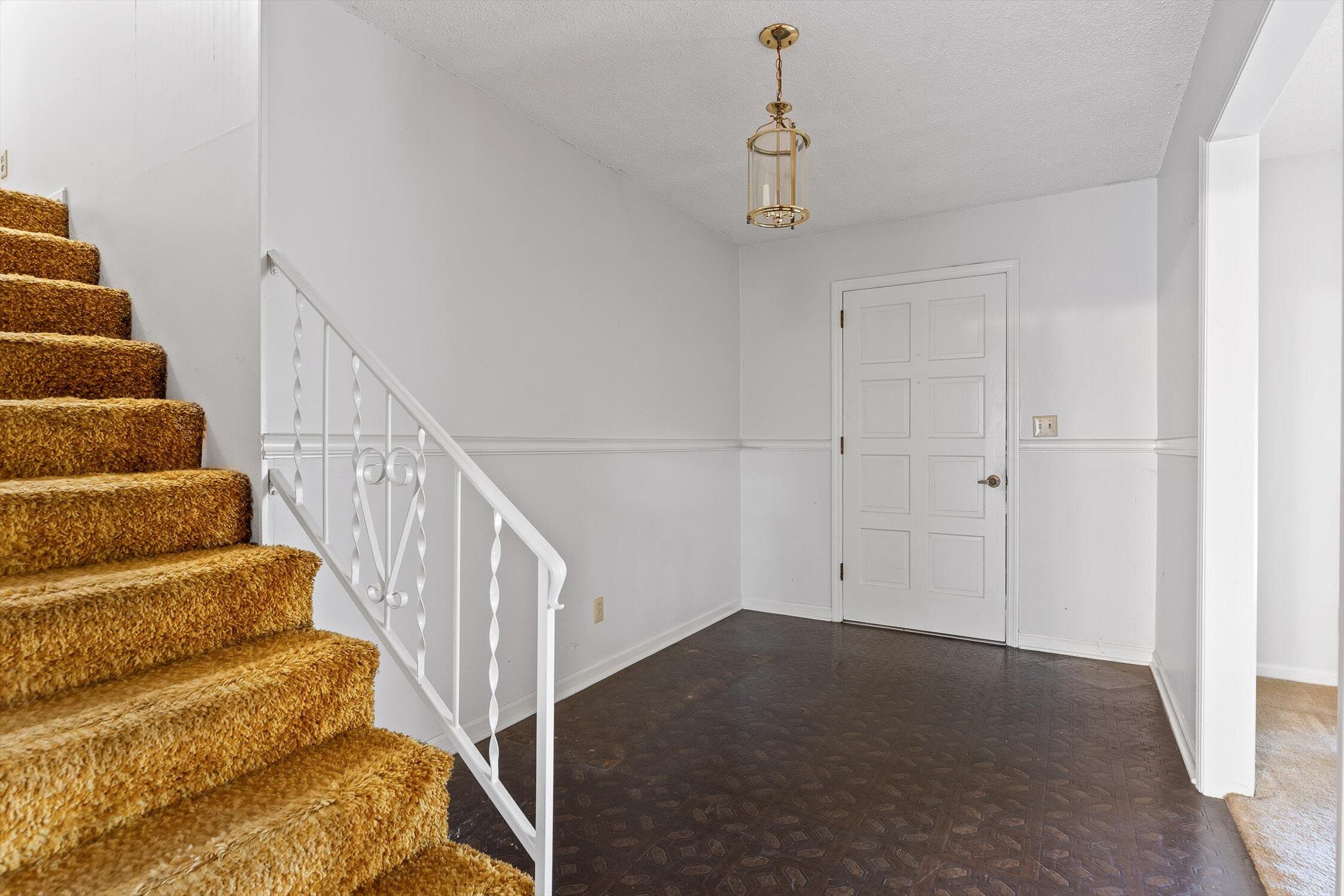 Hixson, Tennessee 37343, United States, 4 Bedrooms Bedrooms, ,3 BathroomsBathrooms,Residential,Active,164308