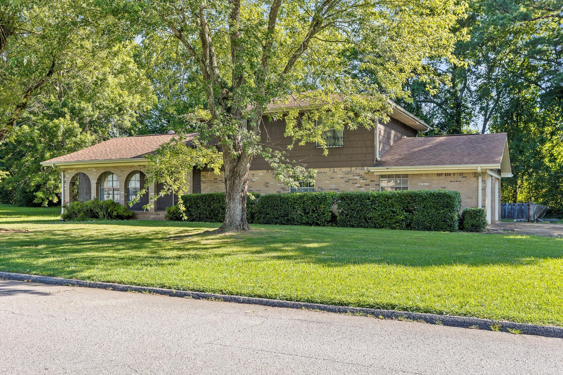 Hixson, Tennessee 37343, United States, 4 Bedrooms Bedrooms, ,3 BathroomsBathrooms,Residential,Active,164308