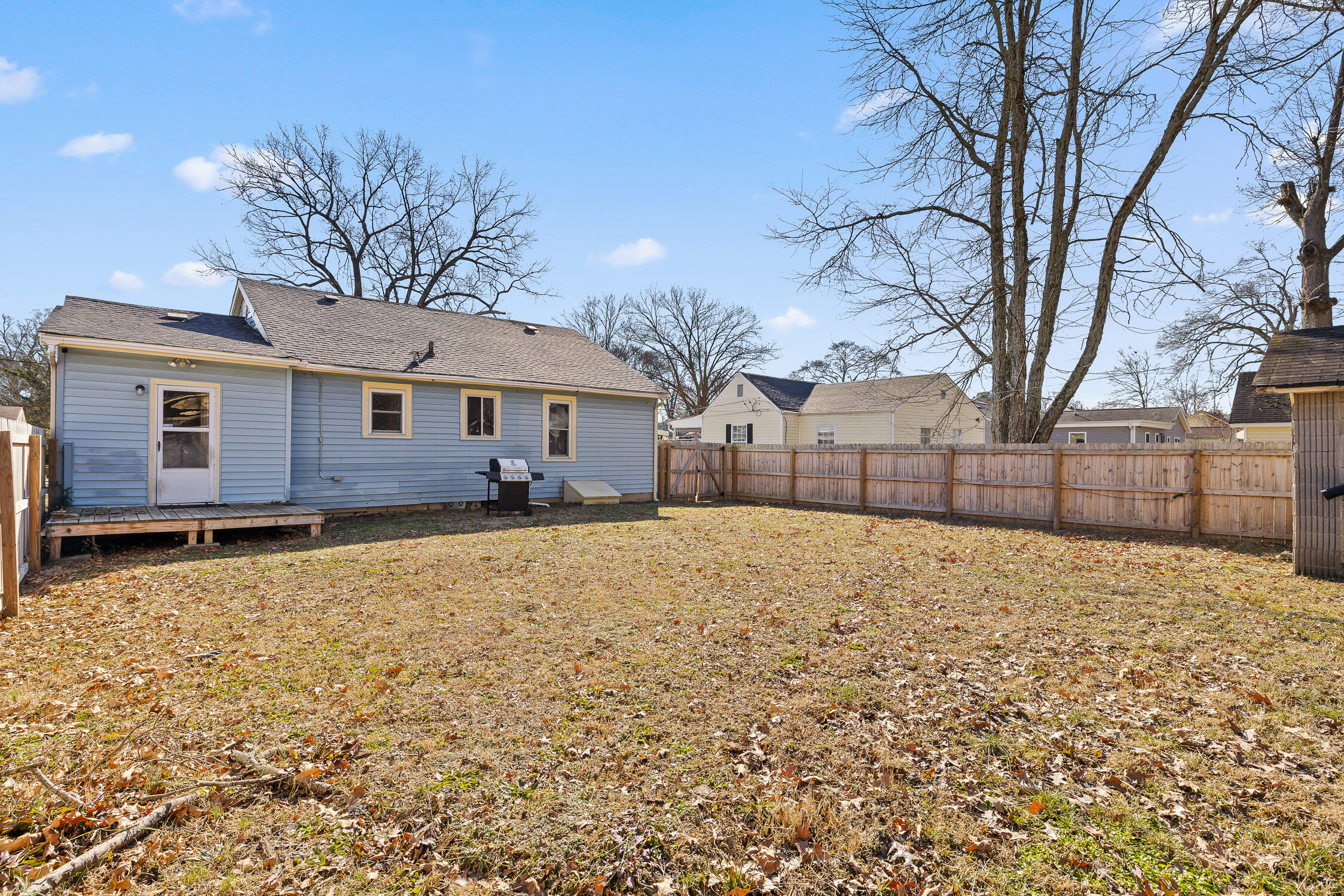 Chattanooga, Tennessee 37411, United States, 2 Bedrooms Bedrooms, ,1 BathroomBathrooms,Residential,Active,13295