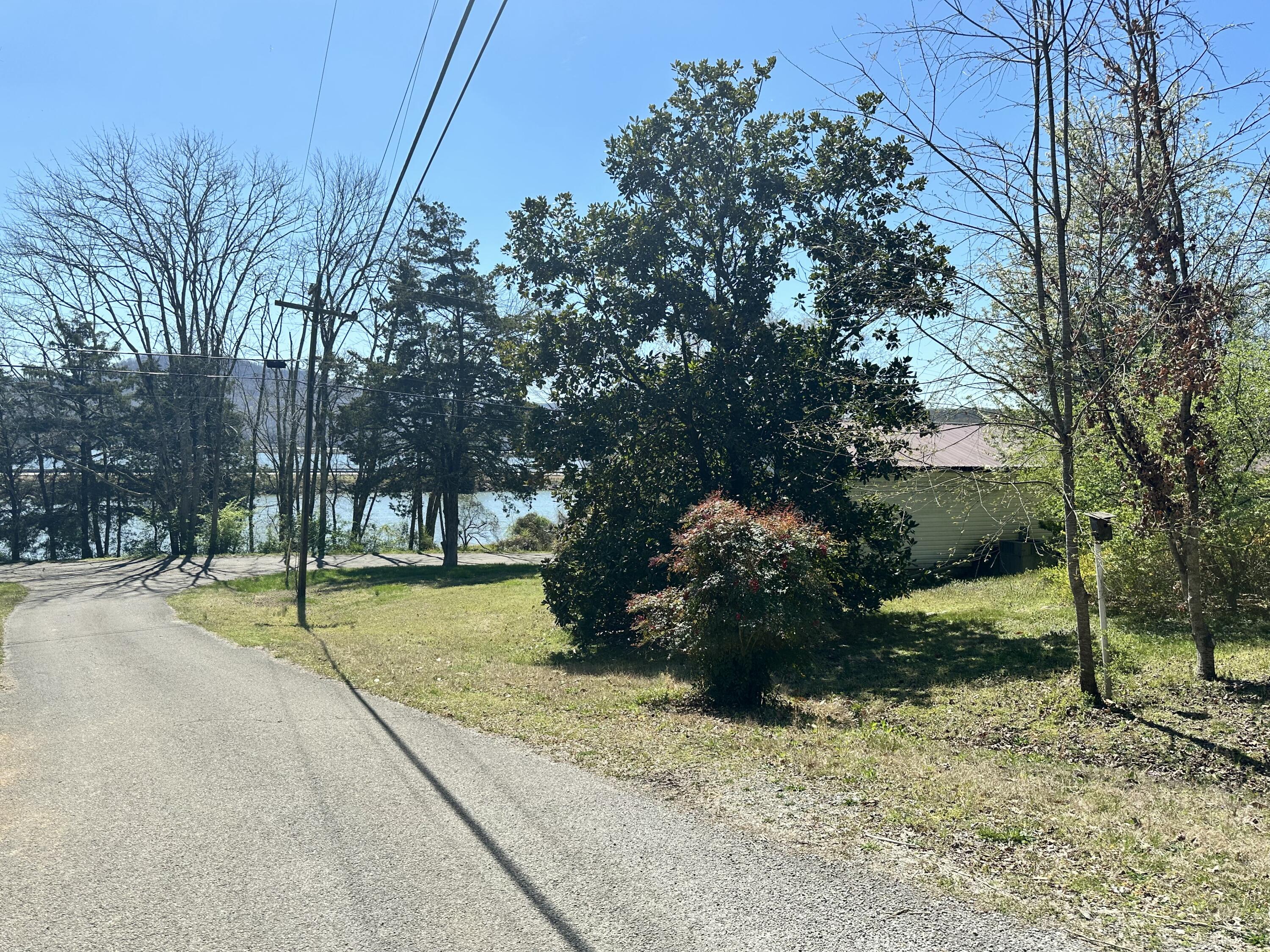 427 Lakeshore Drive, Jasper, Tennessee image 7