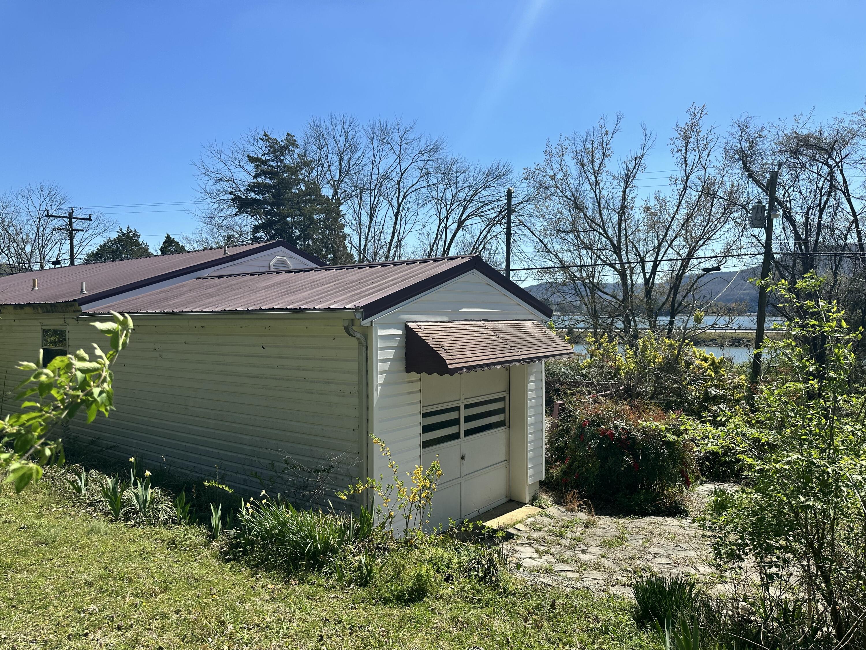 427 Lakeshore Drive, Jasper, Tennessee image 4