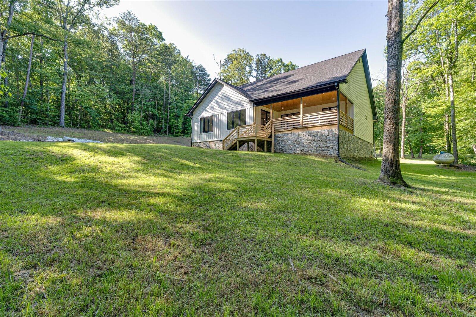 505 Tanya Drive, Whitwell, Tennessee image 4