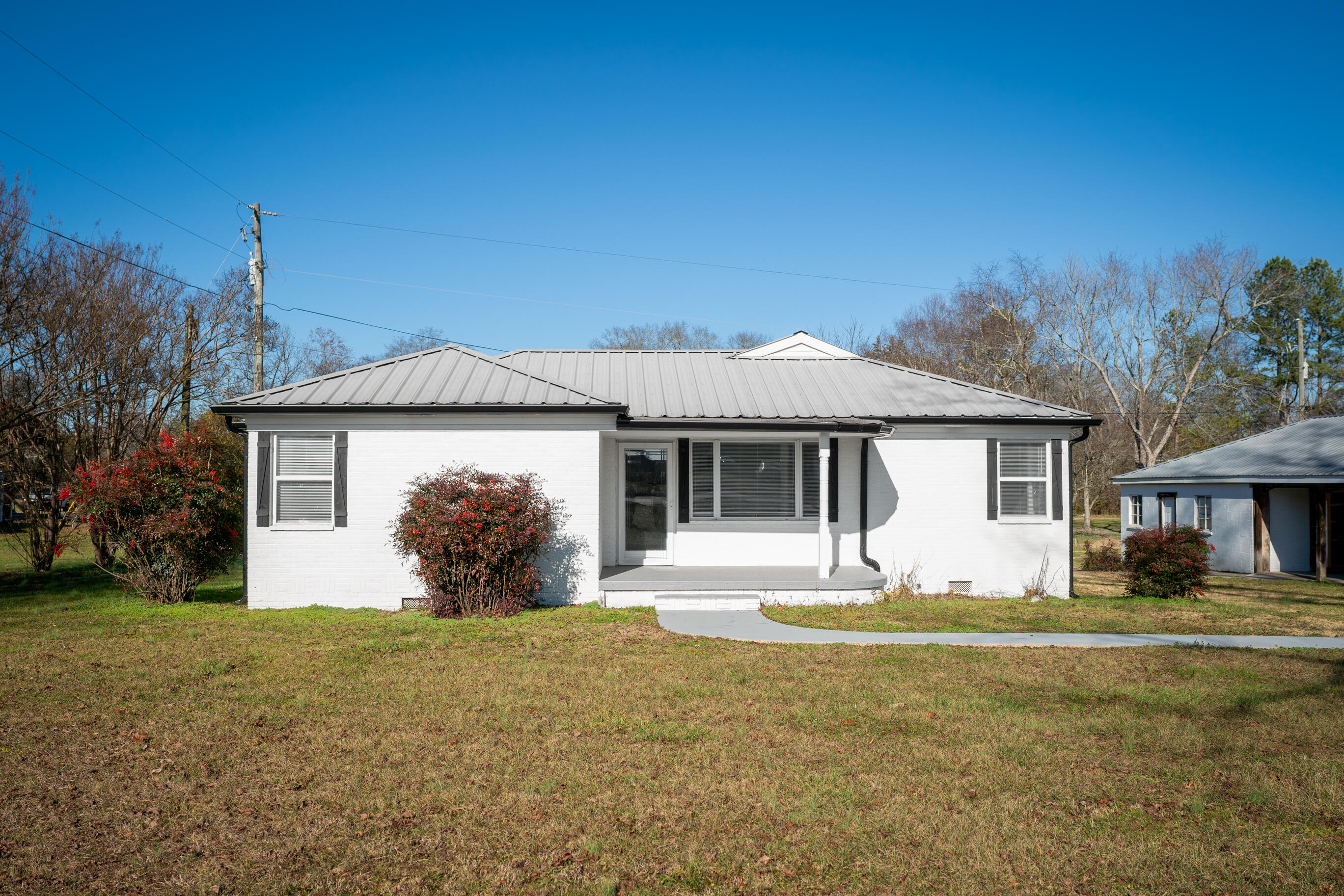 303 Lee Gordon Mill Road, Chickamauga, Georgia image 2