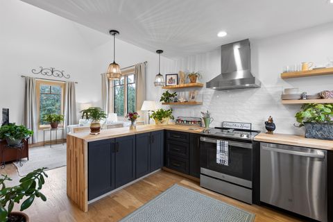 Tiny photo for 763 Us-127, Signal Mountain, TN 37377 (MLS # 1526996)