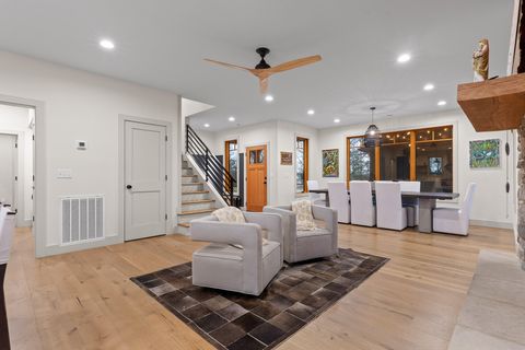 Tiny photo for 763 Us-127, Signal Mountain, TN 37377 (MLS # 1526996)