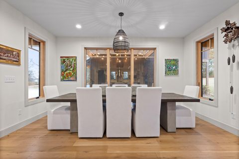 Tiny photo for 763 Us-127, Signal Mountain, TN 37377 (MLS # 1526996)