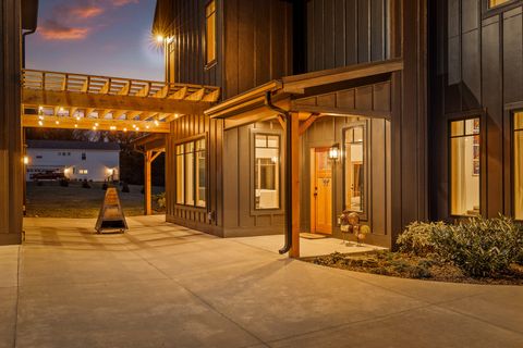 Tiny photo for 763 Us-127, Signal Mountain, TN 37377 (MLS # 1526996)