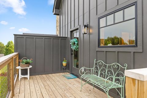 Tiny photo for 763 Us-127, Signal Mountain, TN 37377 (MLS # 1526996)