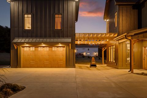 Tiny photo for 763 Us-127, Signal Mountain, TN 37377 (MLS # 1526996)