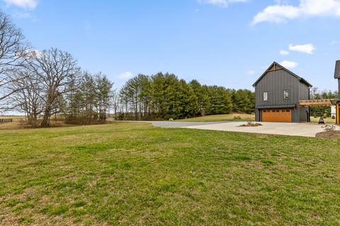 Tiny photo for 763 Us-127, Signal Mountain, TN 37377 (MLS # 1526996)