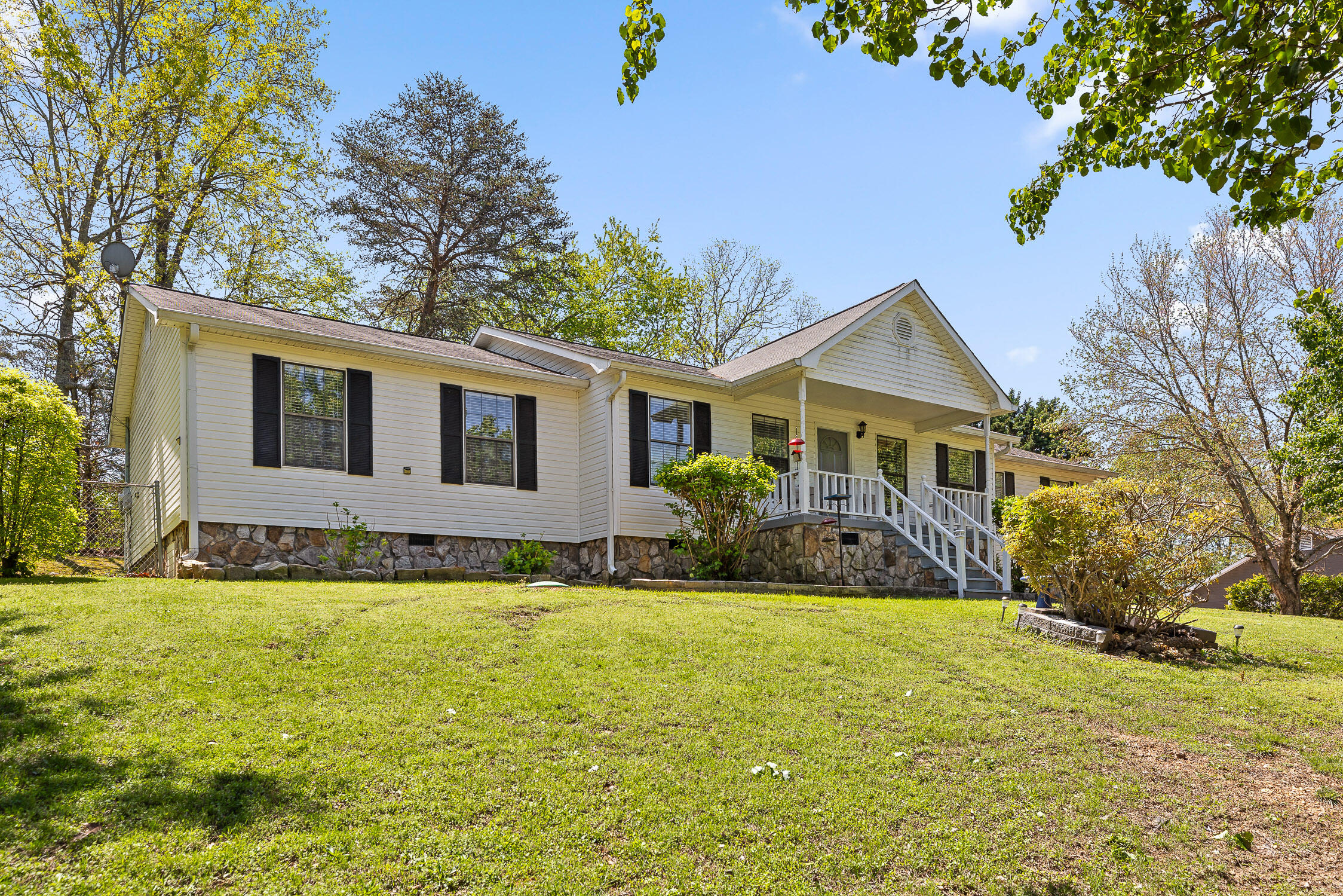 60 Hillside Drive, Ringgold, Georgia image 3