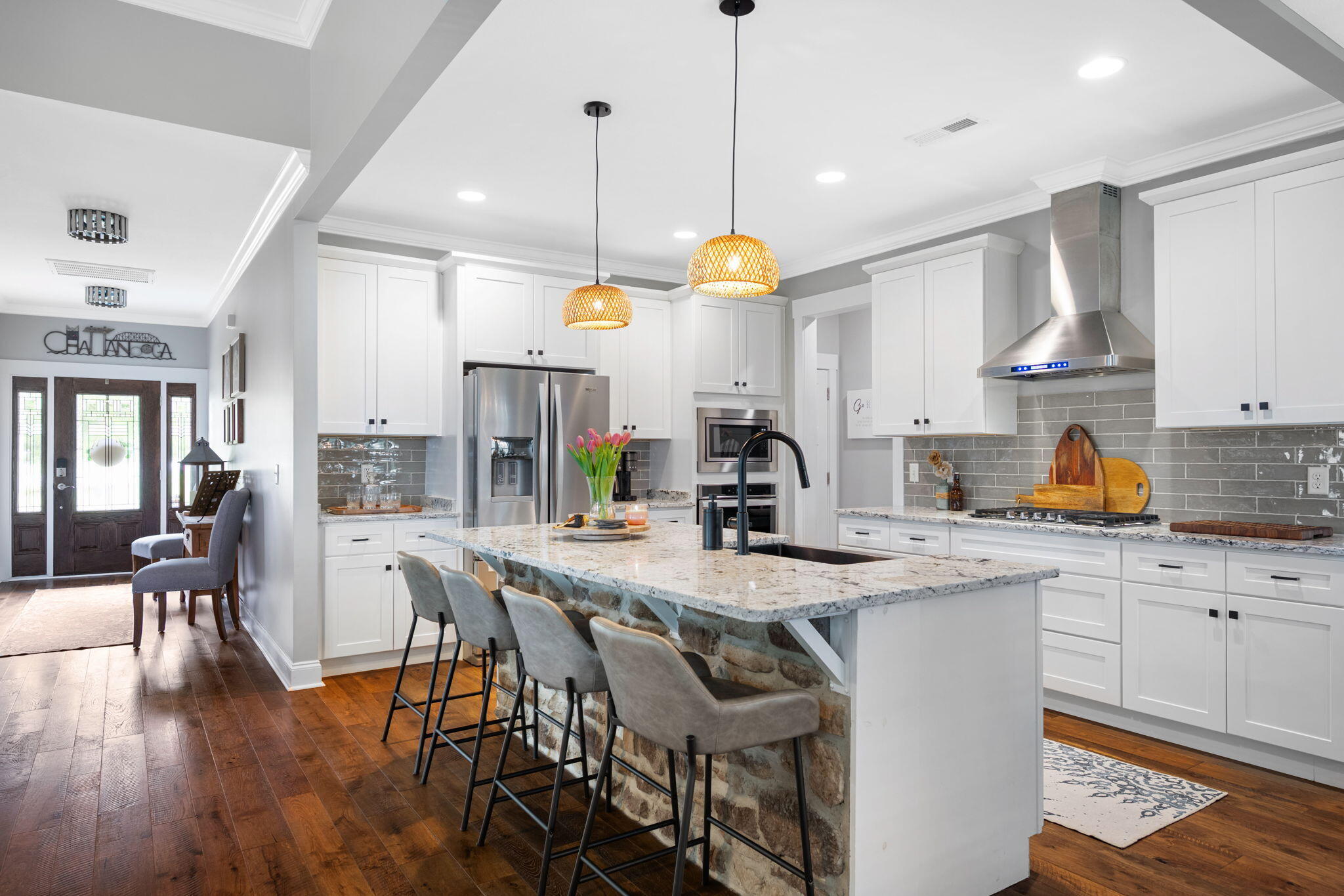 7226 Greenmont Circle