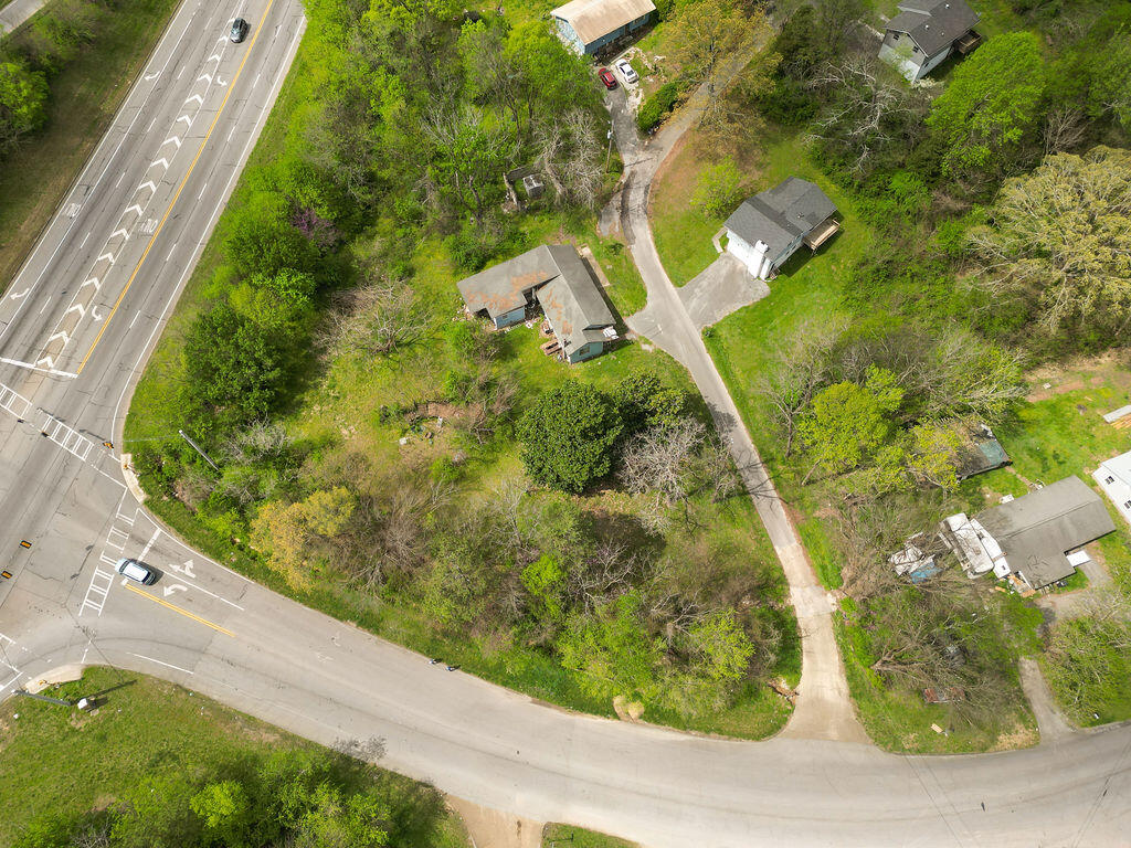 705 Park City Road, Rossville, Georgia image 1