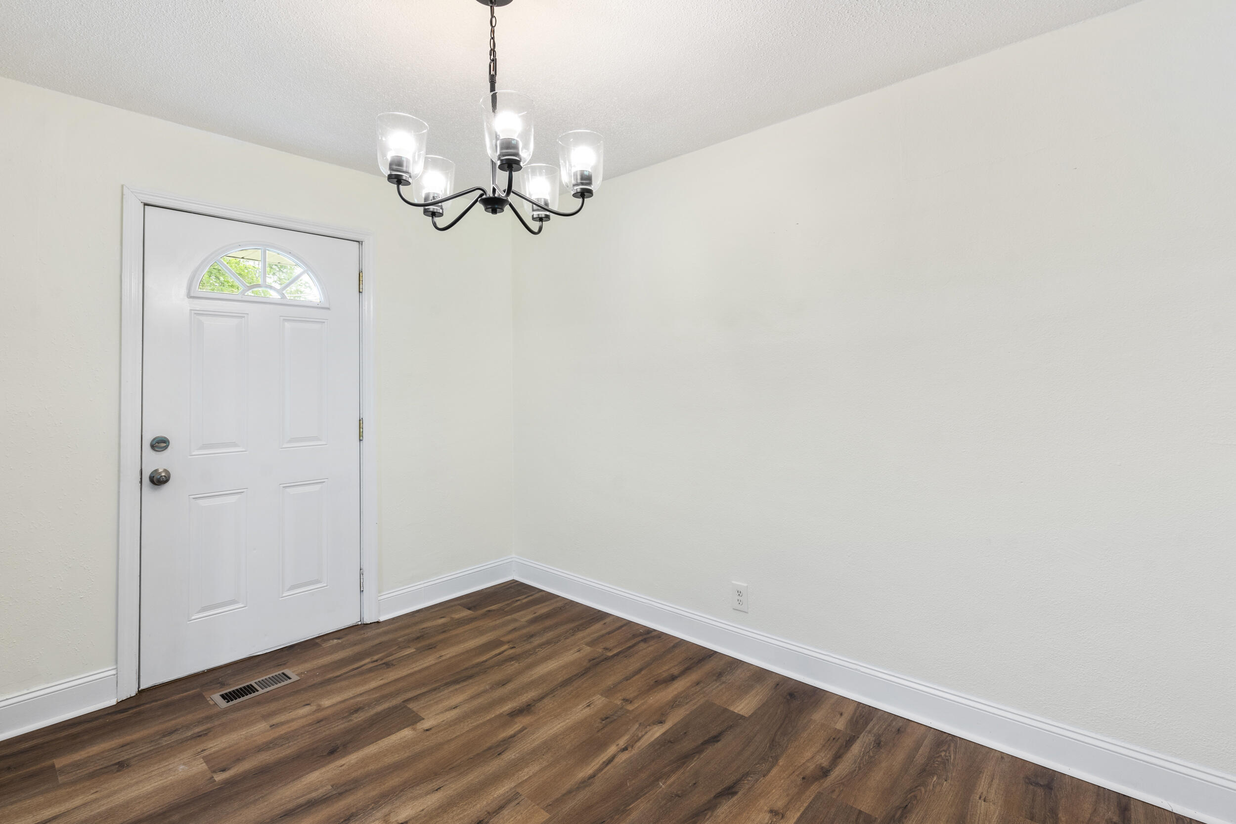 1331 Phils Drive, Chattanooga, Tennessee image 10