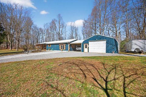 Tiny photo for 814 Rodgers Road, Crossville, TN 38572 (MLS # 1529054)