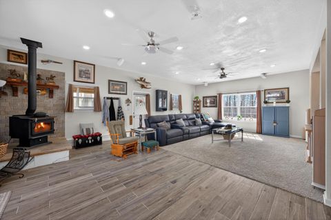 Tiny photo for 814 Rodgers Road, Crossville, TN 38572 (MLS # 1529054)