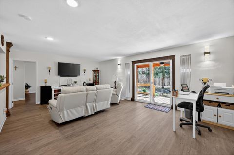 Tiny photo for 814 Rodgers Road, Crossville, TN 38572 (MLS # 1529054)