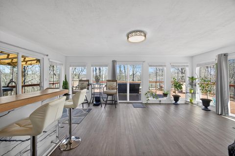 Tiny photo for 814 Rodgers Road, Crossville, TN 38572 (MLS # 1529054)