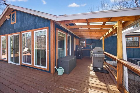 Tiny photo for 814 Rodgers Road, Crossville, TN 38572 (MLS # 1529054)