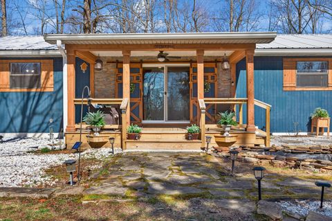 Tiny photo for 814 Rodgers Road, Crossville, TN 38572 (MLS # 1529054)
