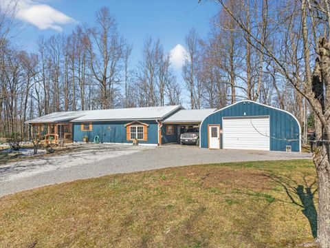 Tiny photo for 814 Rodgers Road, Crossville, TN 38572 (MLS # 1529054)