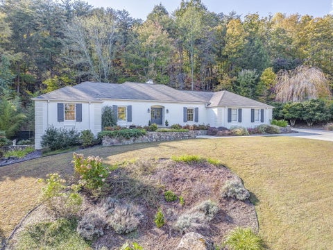Homes For Sale - 2305 Ravine Way<br/> Dalton, GA 30720