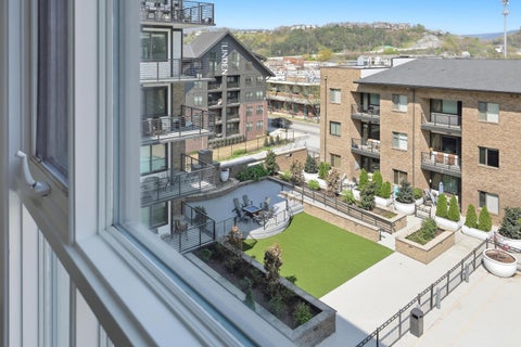 Photo of 200 Manufacturers Road, Chattanooga, TN 37405 (MLS # 1537761)