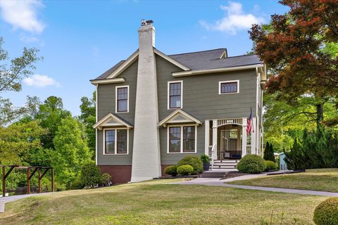 Homes For Sale - 330 Crestway Drive<br/> Hamilton County, Chattanooga, TN 37411