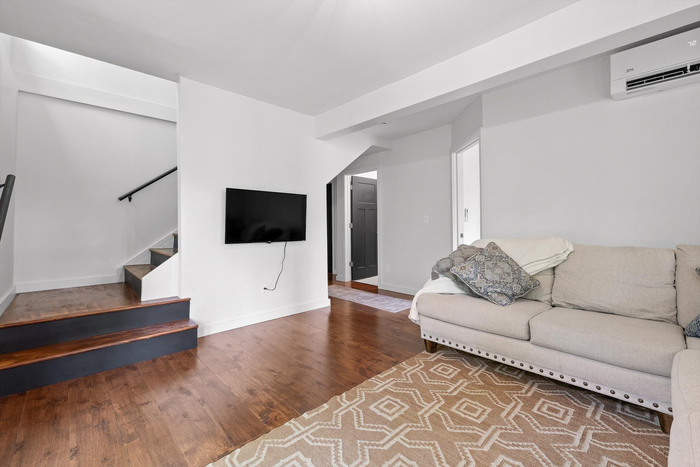 Chattanooga, Tennessee 37415, United States, 4 Bedrooms Bedrooms, ,3 BathroomsBathrooms,Residential,Active,119491