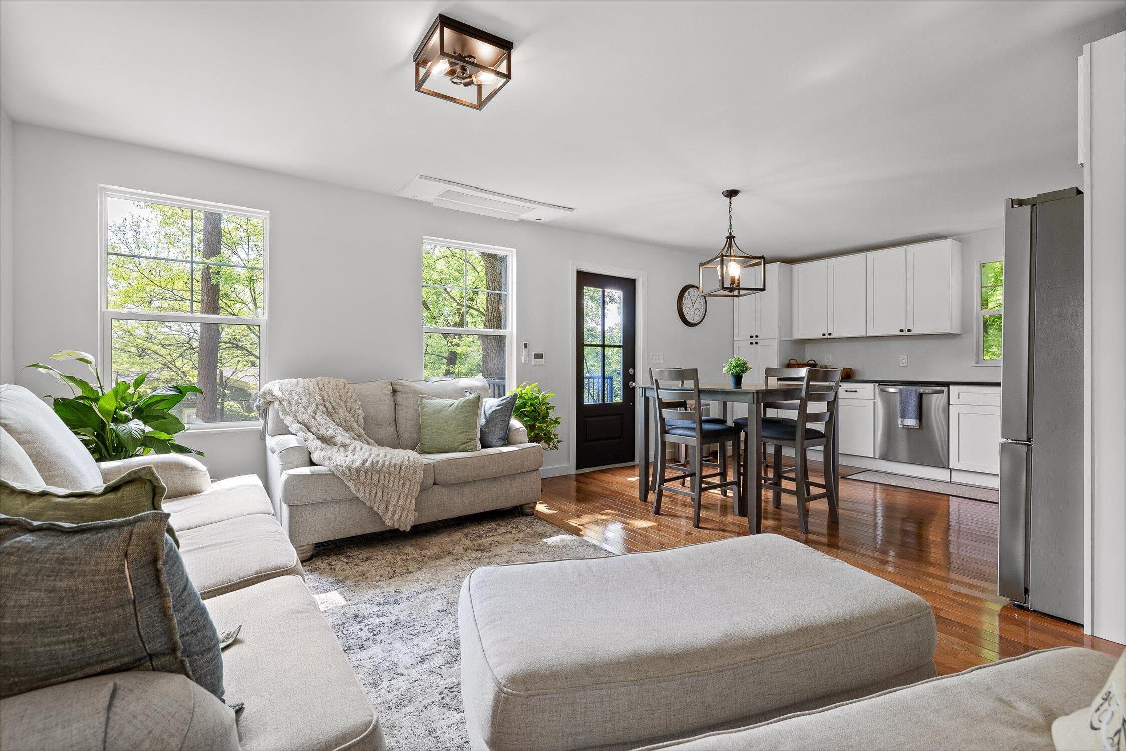 Chattanooga, Tennessee 37415, United States, 4 Bedrooms Bedrooms, ,3 BathroomsBathrooms,Residential,Active,119491