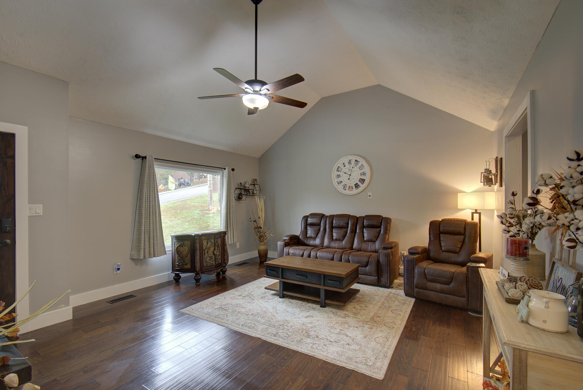 211 Shady Brook Lane, Ringgold, Georgia image 4