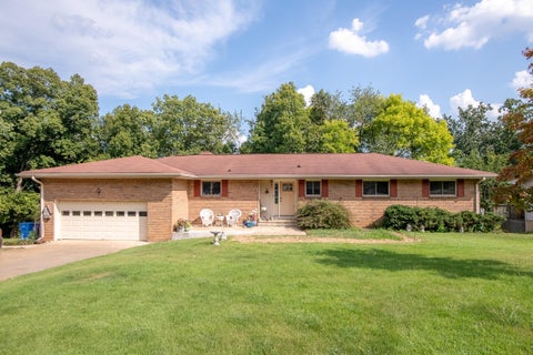Photo of 5846 Crestview Drive, Hixson, TN 37343 (MLS # 1542473)