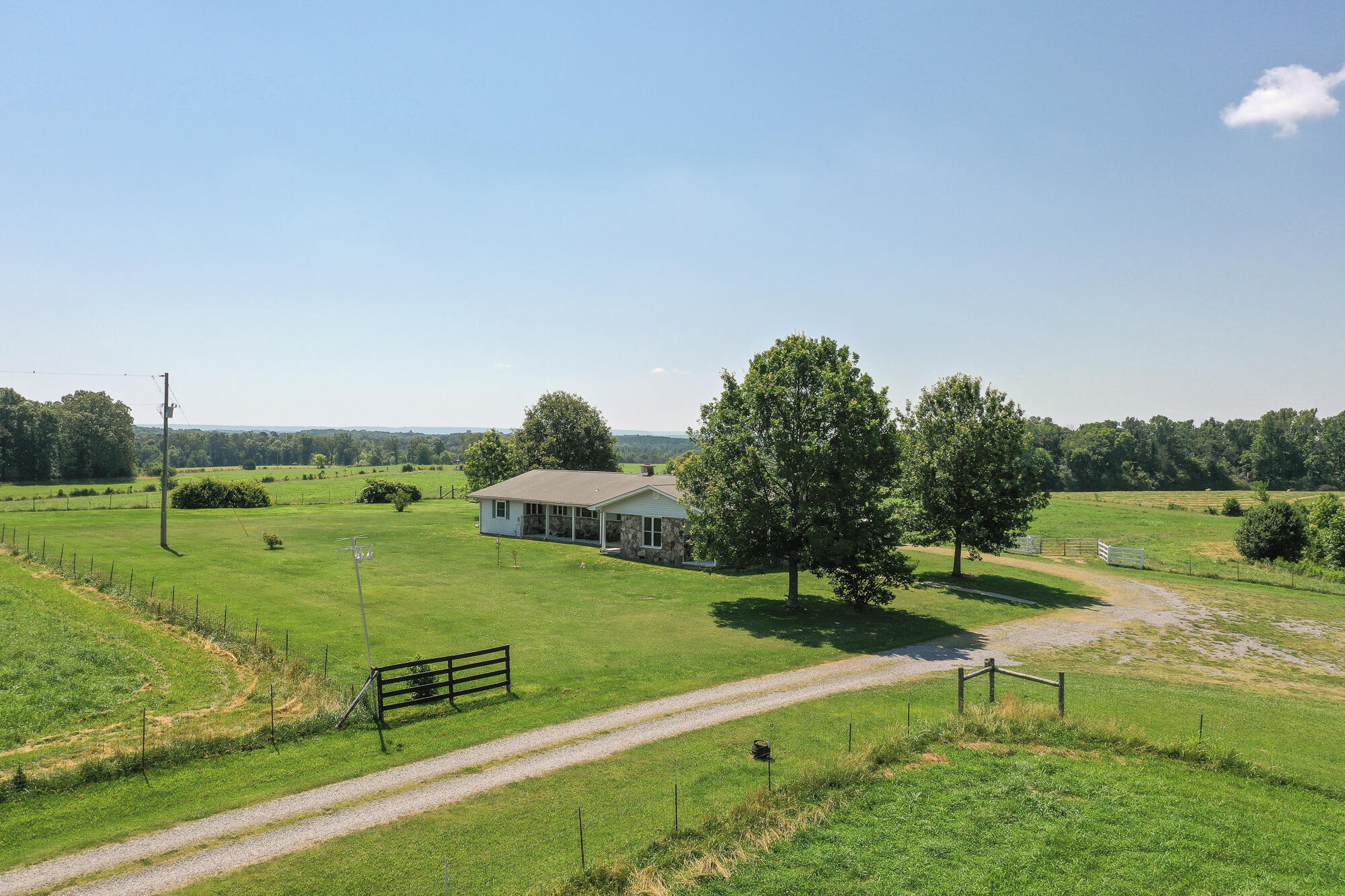 Bryant, Alabama 35958, United States, 4 Bedrooms Bedrooms, ,3 BathroomsBathrooms,Residential,Active,16739