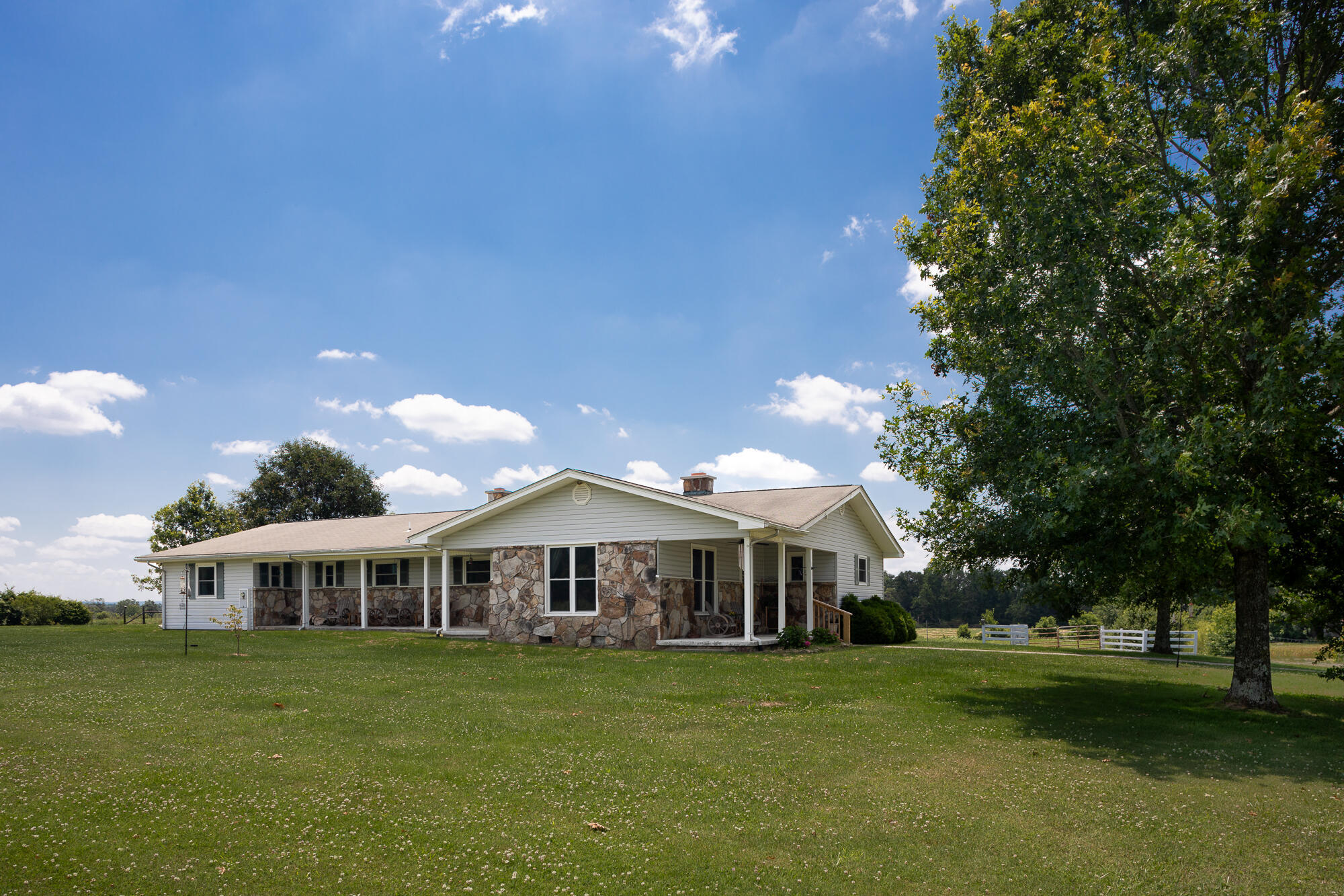 Bryant, Alabama 35958, United States, 4 Bedrooms Bedrooms, ,3 BathroomsBathrooms,Residential,Active,16739