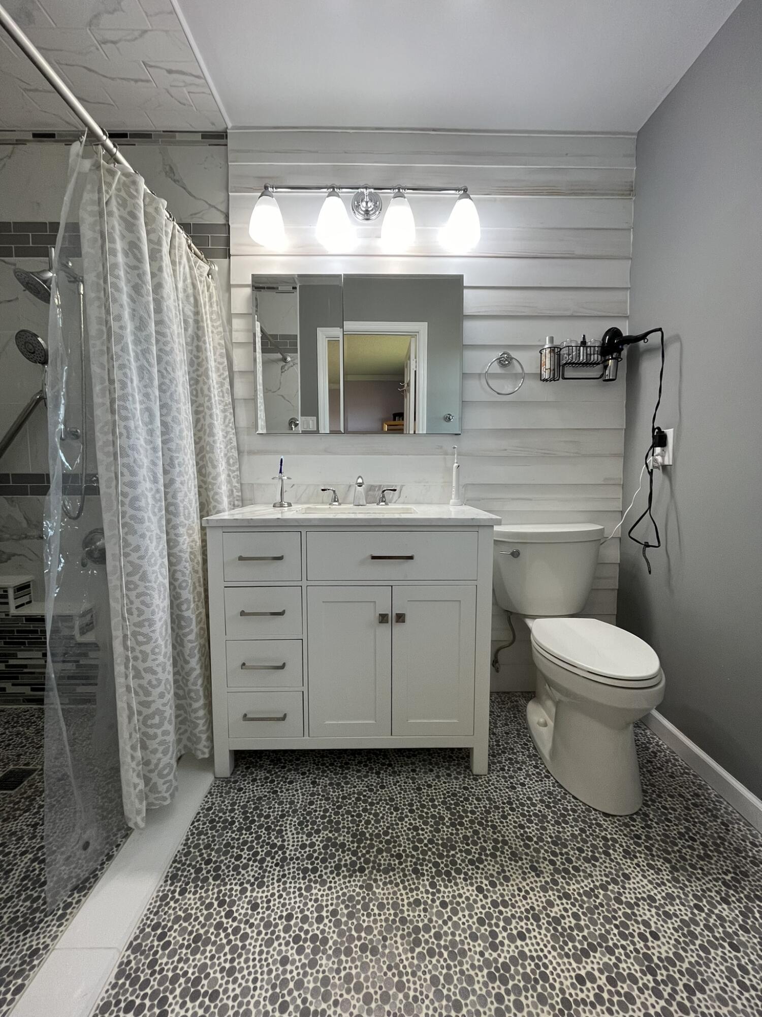 Bryant, Alabama 35958, United States, 4 Bedrooms Bedrooms, ,3 BathroomsBathrooms,Residential,Active,16739