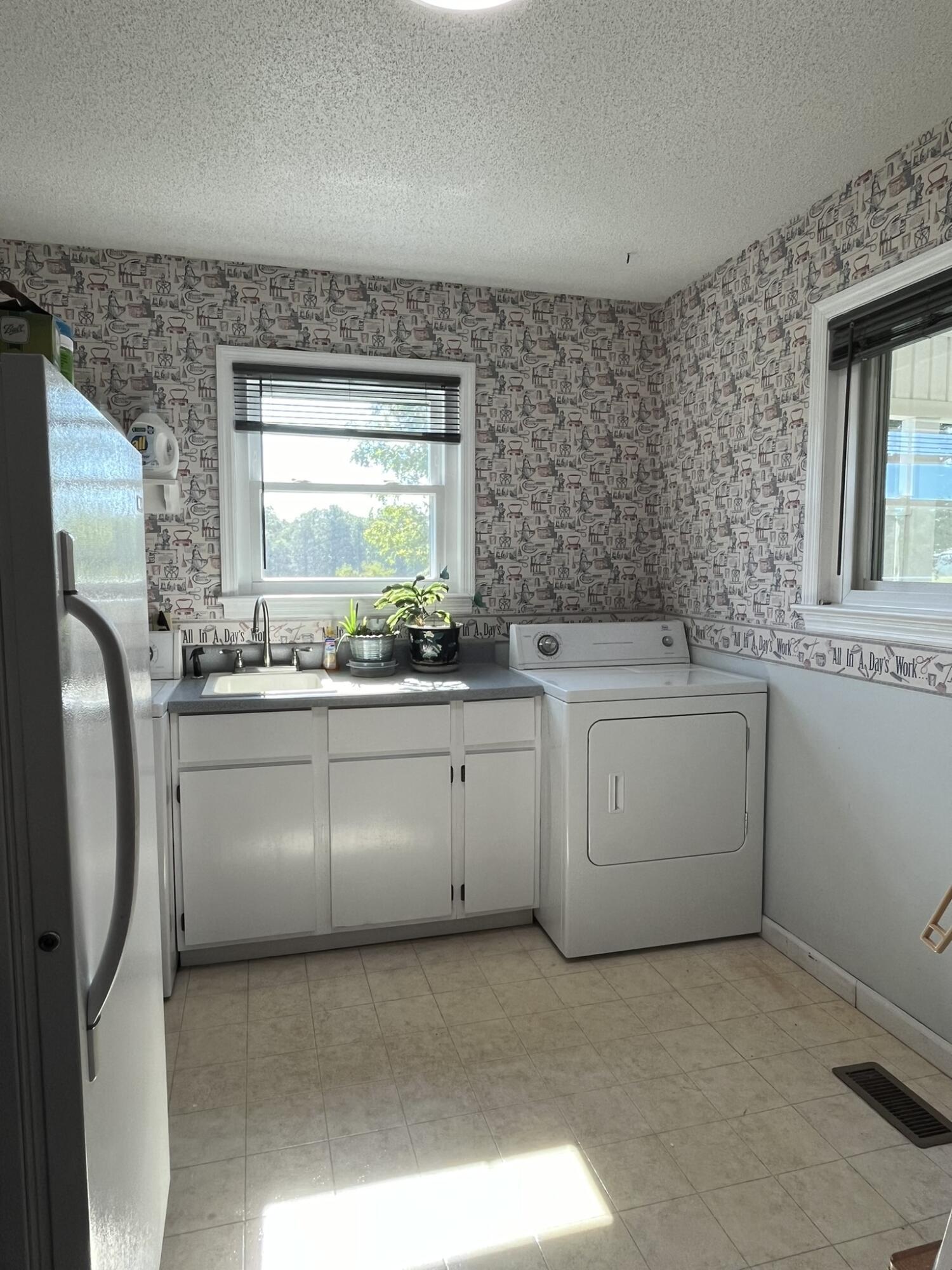 Bryant, Alabama 35958, United States, 4 Bedrooms Bedrooms, ,3 BathroomsBathrooms,Residential,Active,16739