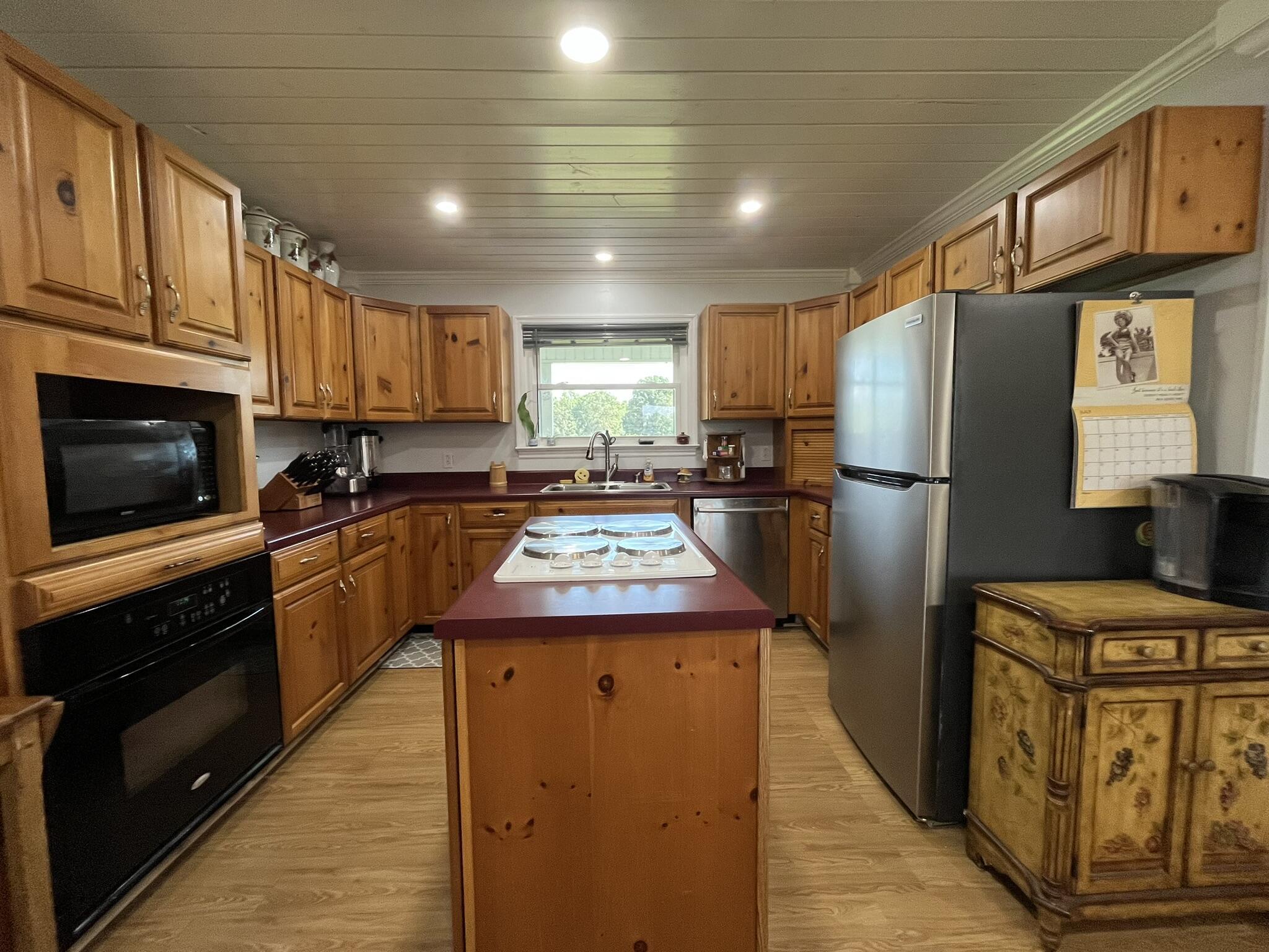 Bryant, Alabama 35958, United States, 4 Bedrooms Bedrooms, ,3 BathroomsBathrooms,Residential,Active,16739