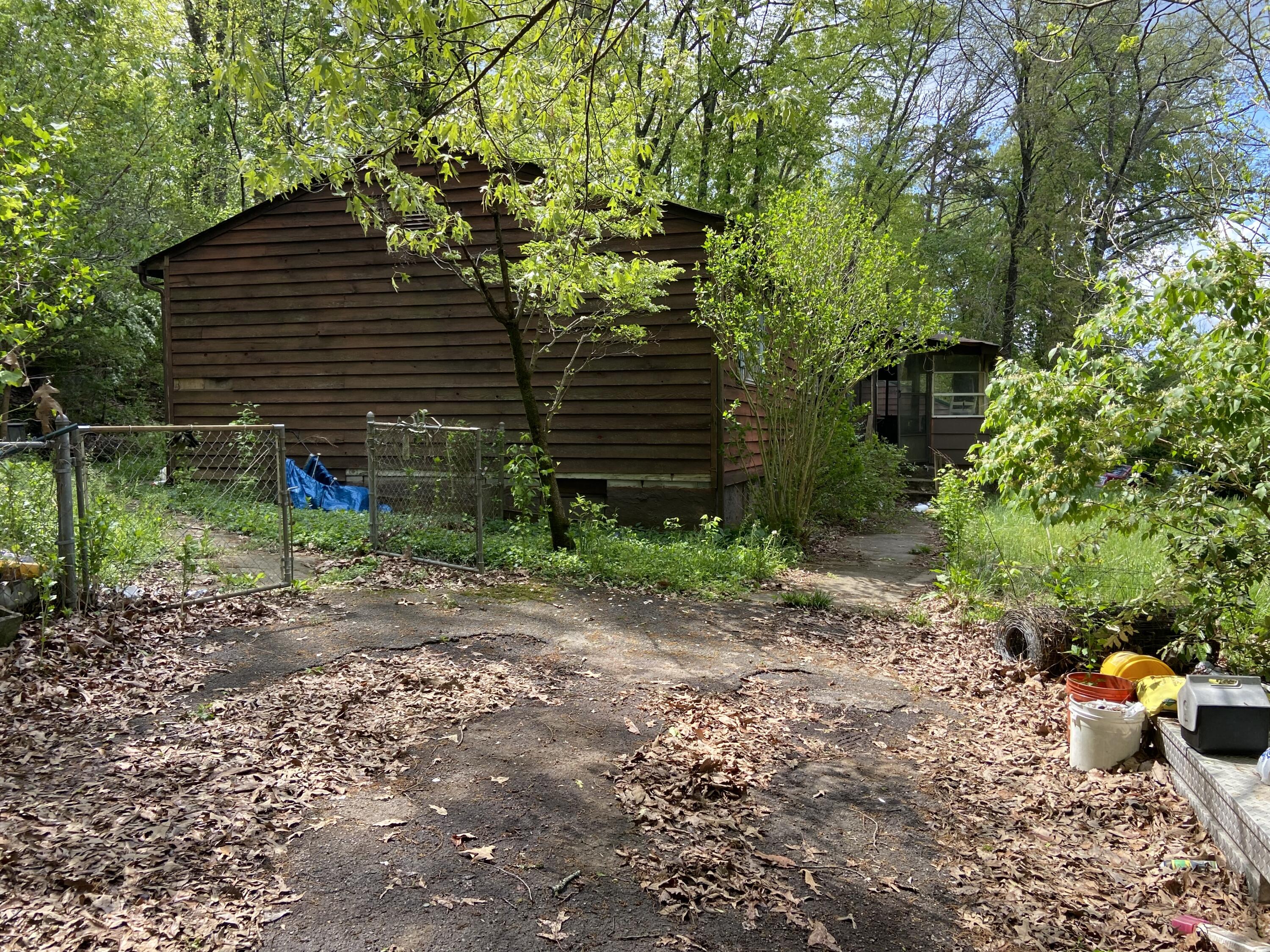 430 Montclair Drive, Rossville, Georgia image 3