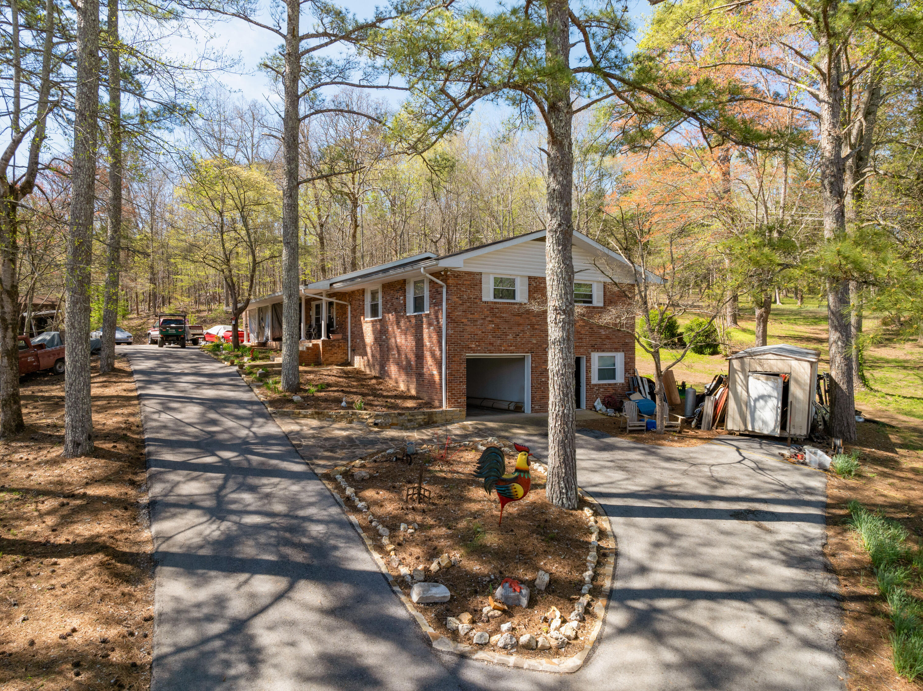 7433 Greenwood Road, Harrison, Tennessee image 2