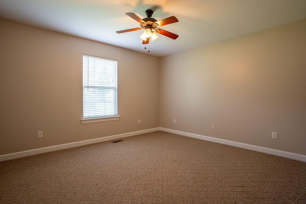 Trenton, Georgia 30752, United States, 3 Bedrooms Bedrooms, ,2 BathroomsBathrooms,Residential,Active,160946