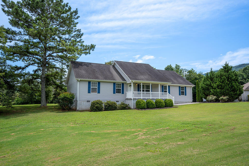 Trenton, Georgia 30752, United States, 3 Bedrooms Bedrooms, ,2 BathroomsBathrooms,Residential,Active,160946 Trenton, Georgia 30752, United States, 3 Bedrooms Bedrooms, ,2 BathroomsBathrooms,Residential,Active,160946