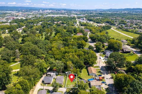 Photo of 809 W 44th Street, Chattanooga, TN 37410 (MLS # 1539875)