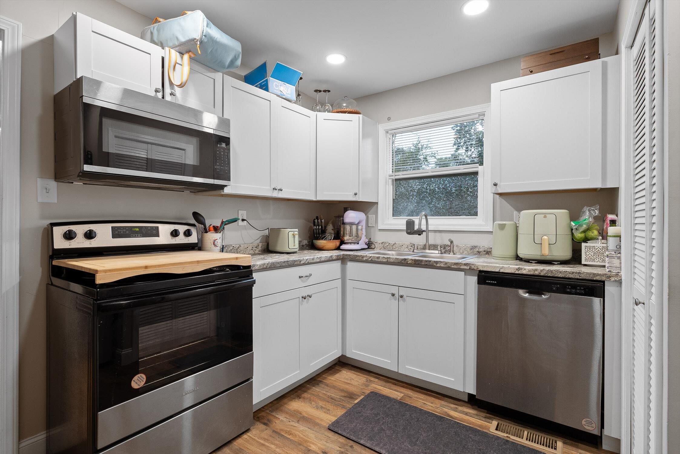 Chattanooga, Tennessee 37411, United States, 2 Bedrooms Bedrooms, ,1 BathroomBathrooms,Residential,Active,217313